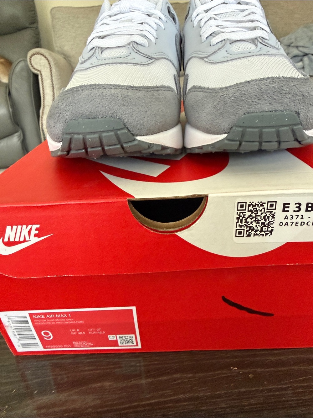 Nike Air Max Men's White and Light Gray Sneakers - Picture 2 of 5